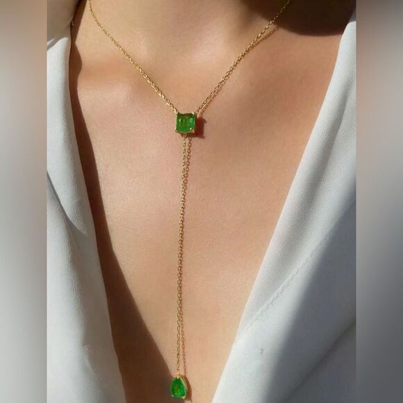 Elegant Gold and Green Necklace A1527 - Picture 1 of 5